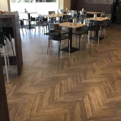 Panele Podłogowe Ungherese Rovere Naturale 30 1151 AC6 8 mm