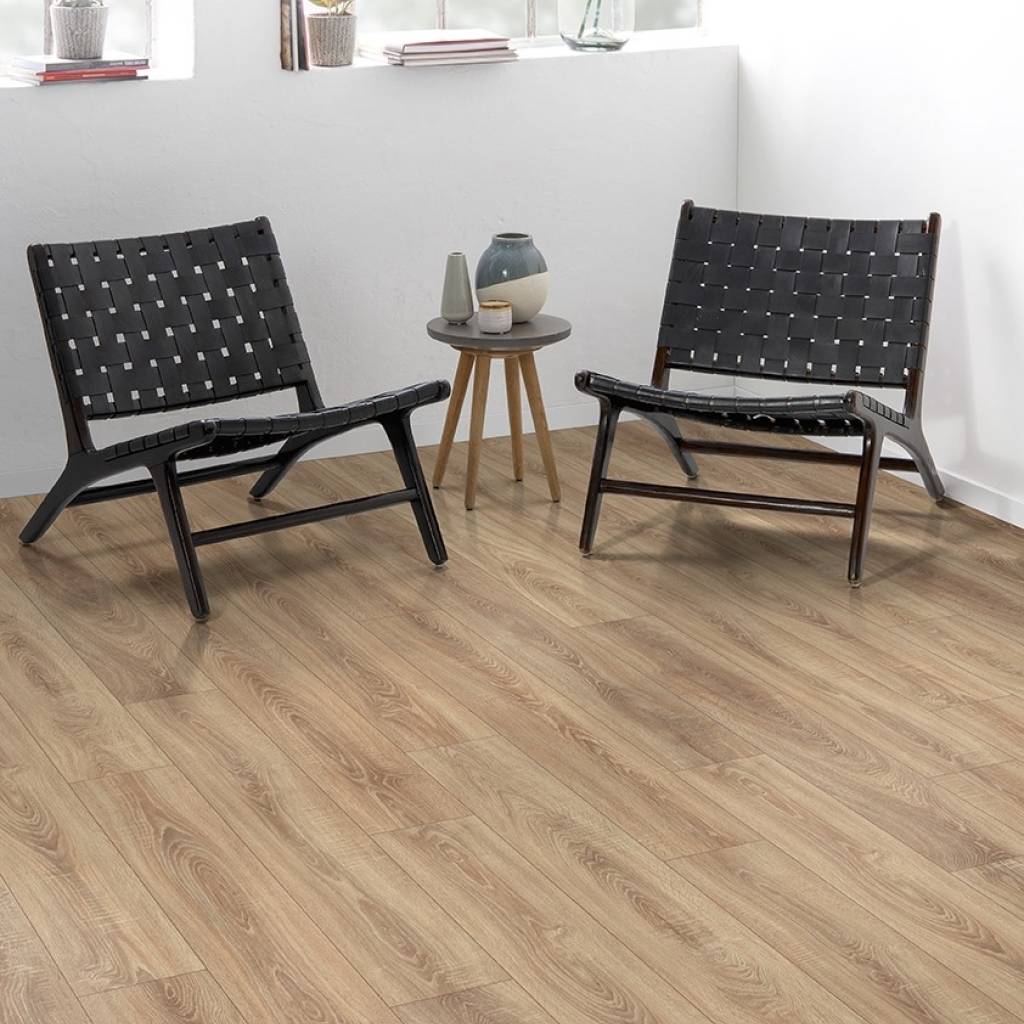 Panele Podłogowe Dąb Bardolino EPL035 AC4 8 mm, Panele podłogowe, PRO Laminate Classic V4 8/32, Egger