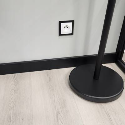 Listwa PS Bravo 80 mm 1,2 m Czarna 307, BR82U3