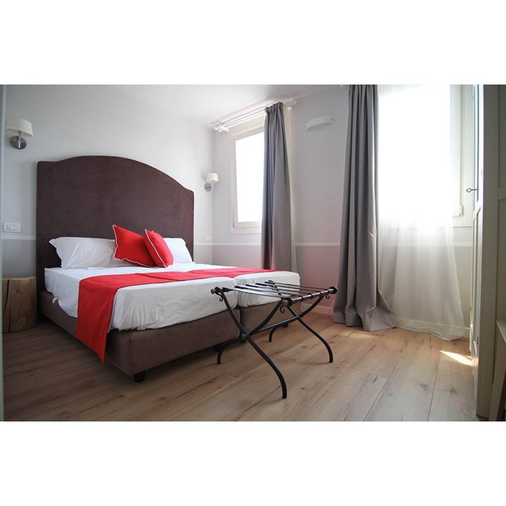 Panele Podłogowe Senese Oak 250 AC4 8 mm, Panele podłogowe, Prestige L, Skema