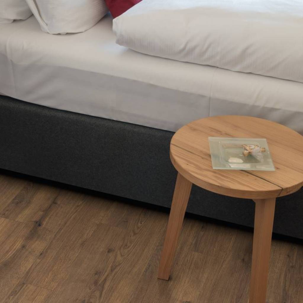Panele Podłogowe Dąb Dunnington ciemny EPL075 AC4 10 mm, Panele podłogowe, Egger Pro Laminate Medium, Egger